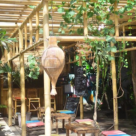 Mango Tree House Hotel Gili Trawangan Exterior foto